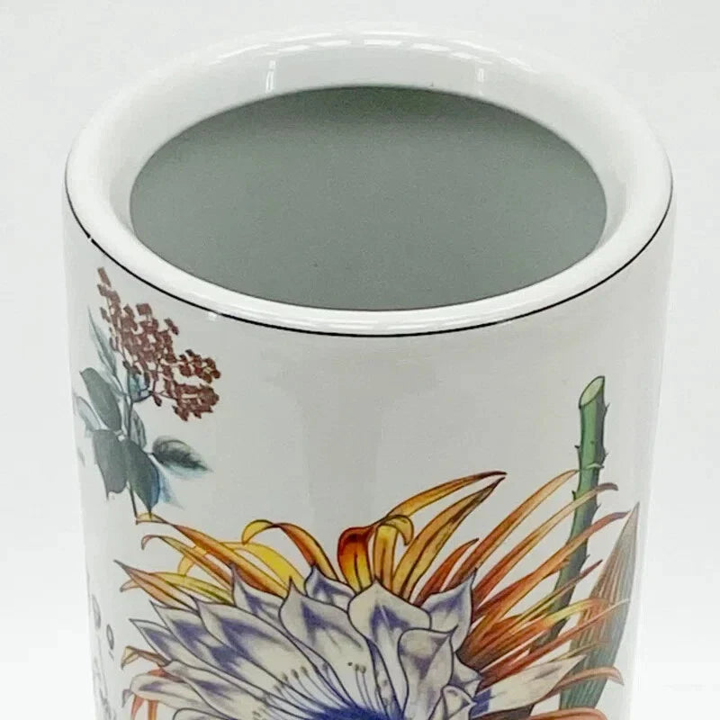 Classic Ceramic Green Leaf Umbrella Design Round Stand for Office and Home Decor